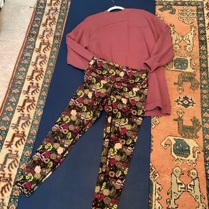Lululemon pink / floral sweatshirt dress and wunder under leggings set sz 10/M